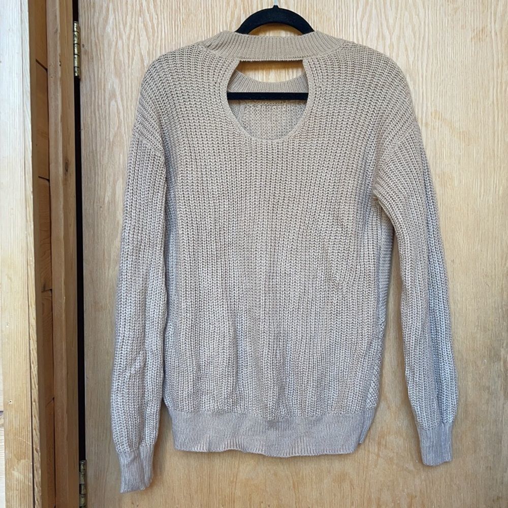 Neutral Knit Sweater w/Keyhole Back - Picture 5 of 9